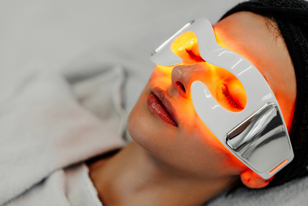 New Wave Red Light Therapy in University Total Wellness